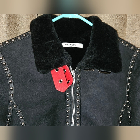 Givenchy Paris Black Shearling Wool Red Leather Studded Moto Jacket Size Medium - Picture 16 of 16